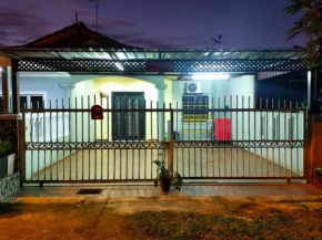 Homestay Raudah Kapar (Muslim Only)